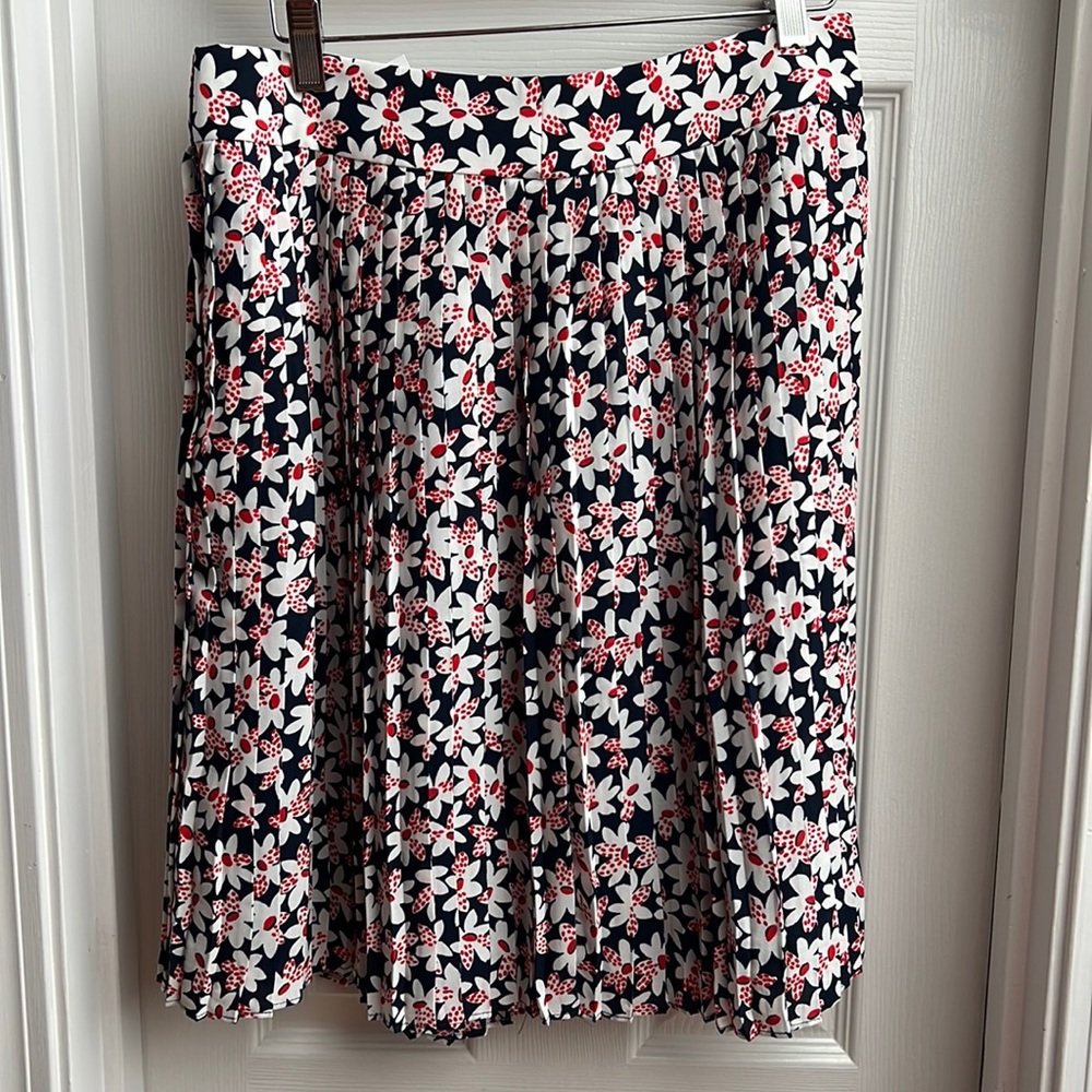 Pleated floral J Crew Skirt